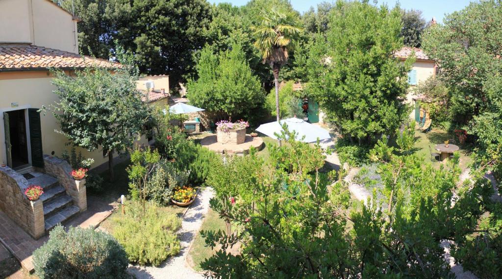 Отель Il Giardino Segreto Пиенца Экстерьер фото