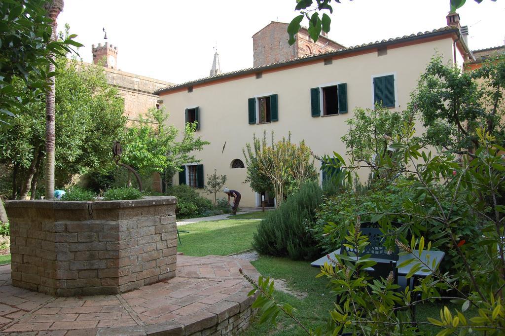 Отель Il Giardino Segreto Пиенца Экстерьер фото